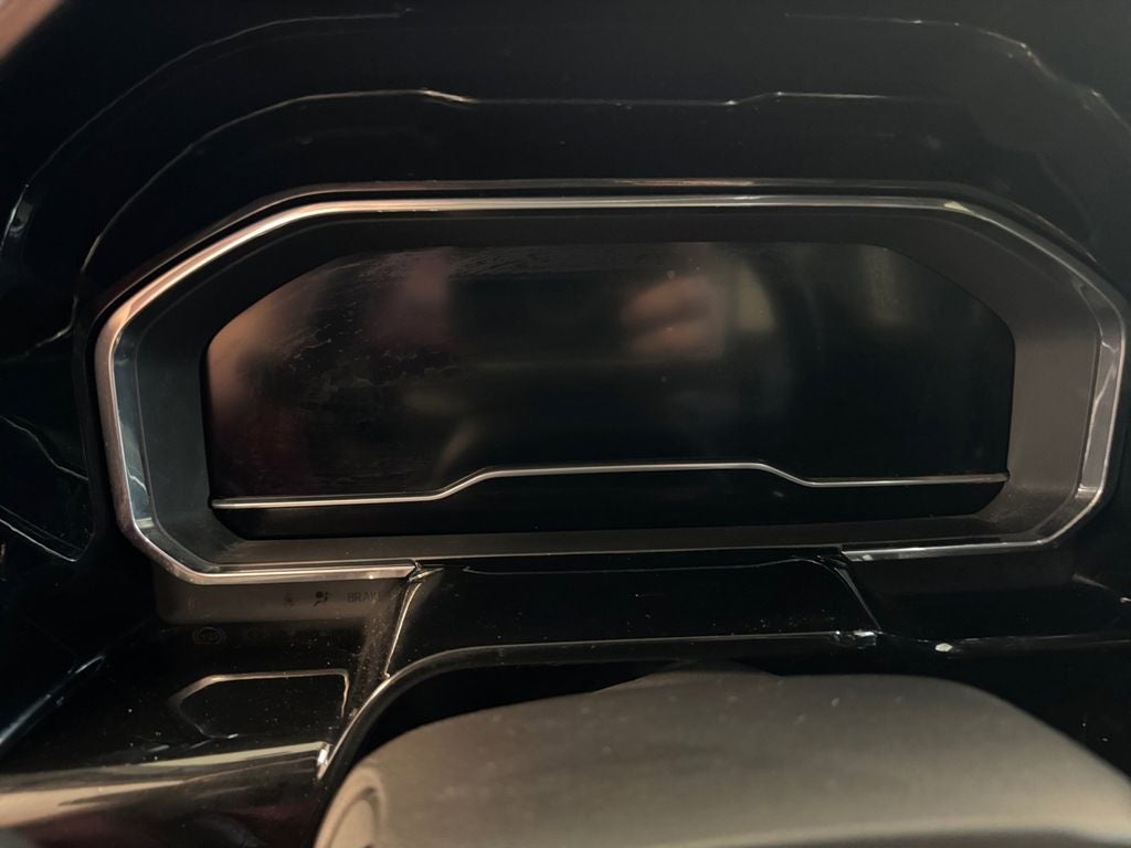 Used 2024 Sterling Metallic GMC 4WD Crew Cab Short Box SLT image 14