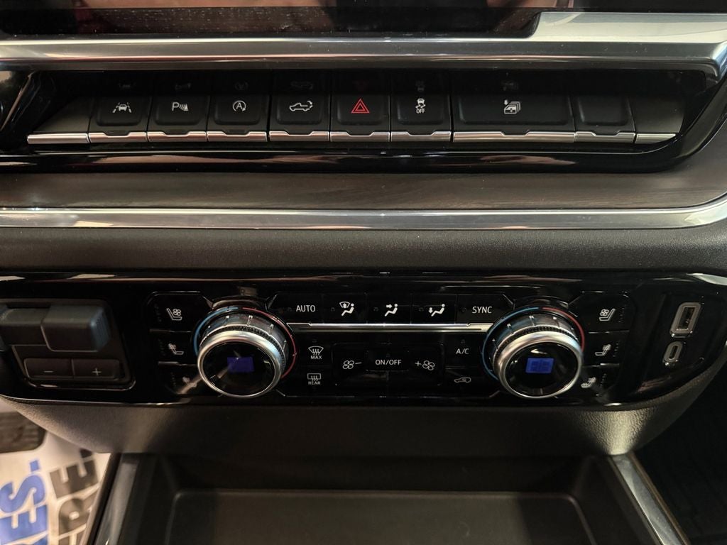 Used 2024 Sterling Metallic GMC 4WD Crew Cab Short Box SLT image 23