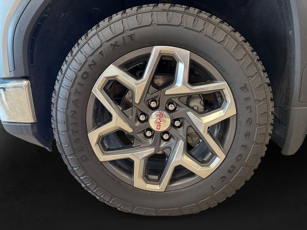 Used 2024 Sterling Metallic GMC 4WD Crew Cab Short Box SLT image 9