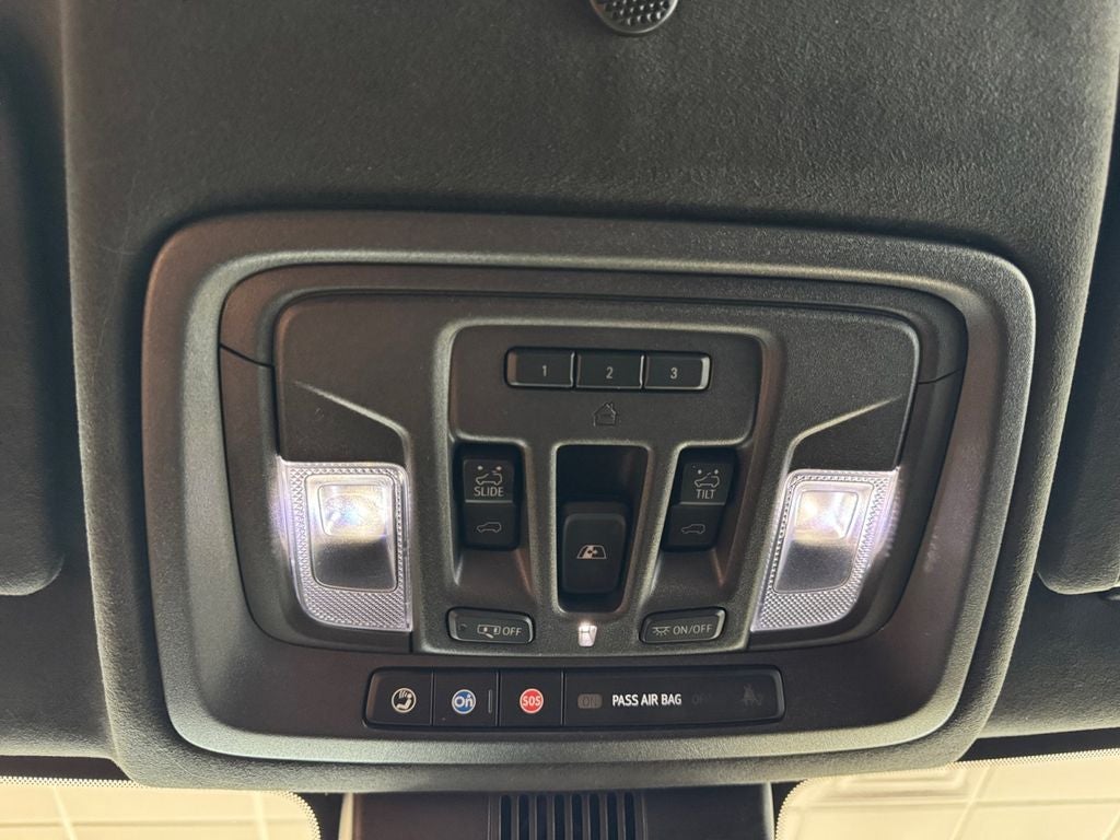Used 2024 Sterling Metallic GMC 4WD Crew Cab Short Box AT4X image 22