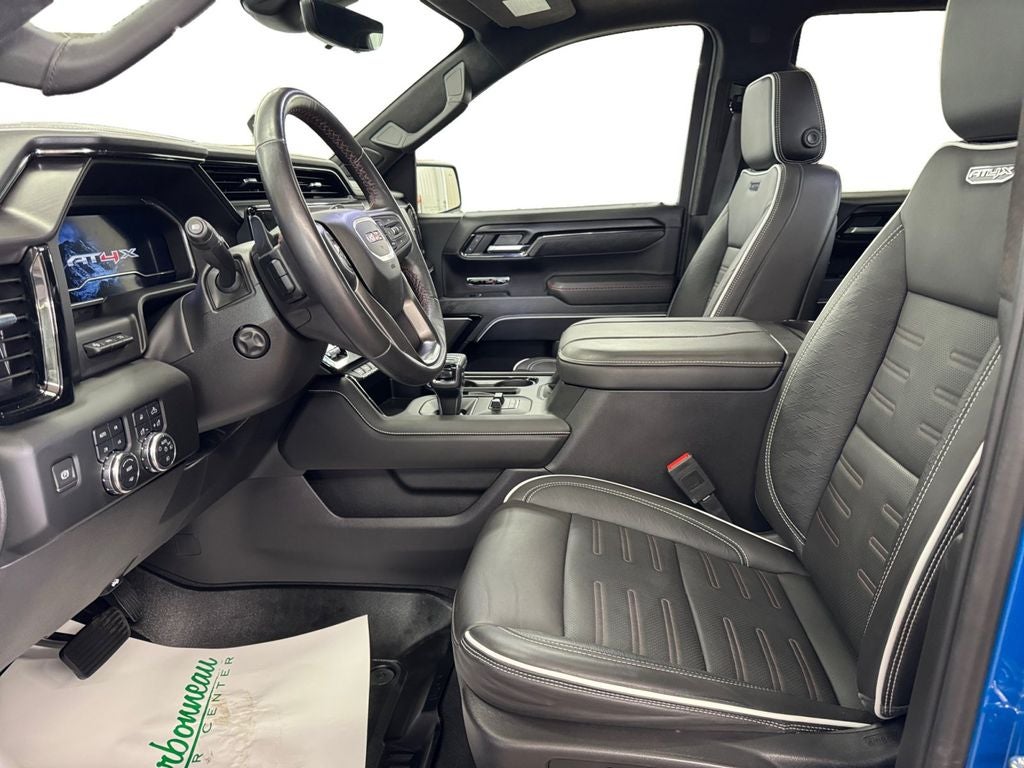 Used 2024 Dynamic Blue Metallic GMC 4WD Crew Cab Short Box AT4X image 10
