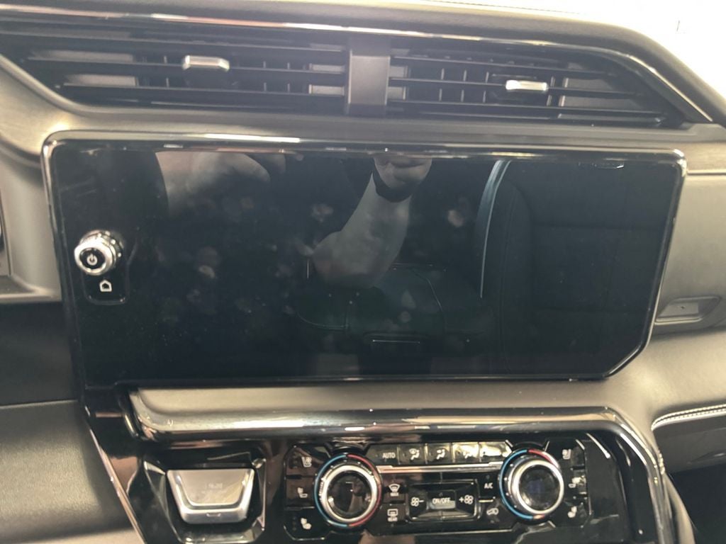 Used 2024 Dynamic Blue Metallic GMC 4WD Crew Cab Short Box AT4X image 20