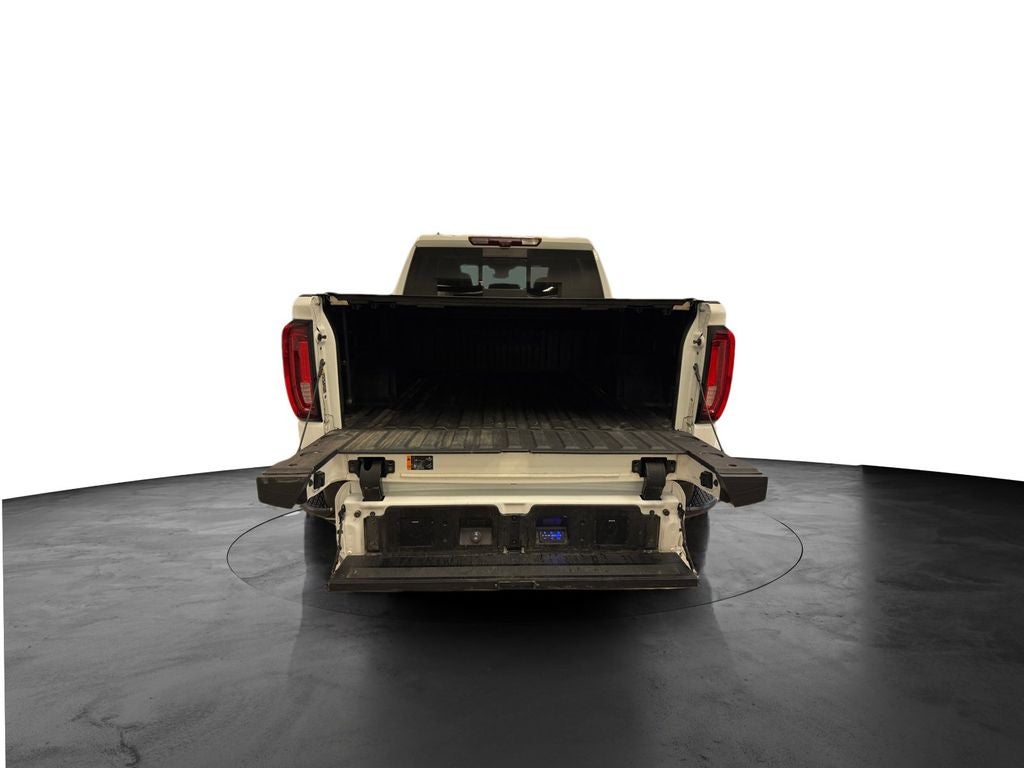 Used 2023 Summit White GMC 4WD Crew Cab Short Box AT4X image 19