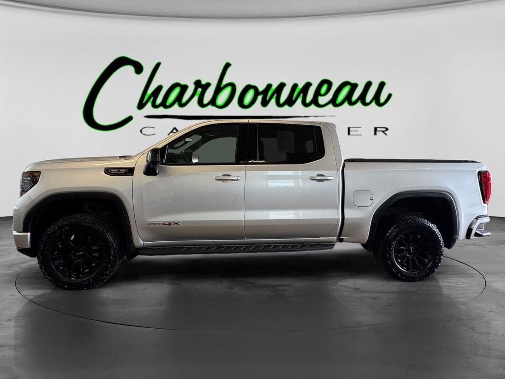 Used 2022 Quicksilver Metallic GMC 4WD Crew Cab Short Box AT4X image 2