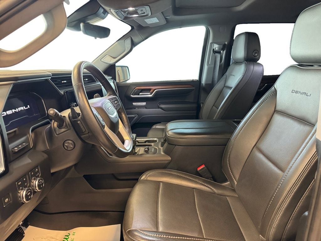 Used 2023 Titanium Rush Metallic GMC 4WD Crew Cab Short Box Denali image 10