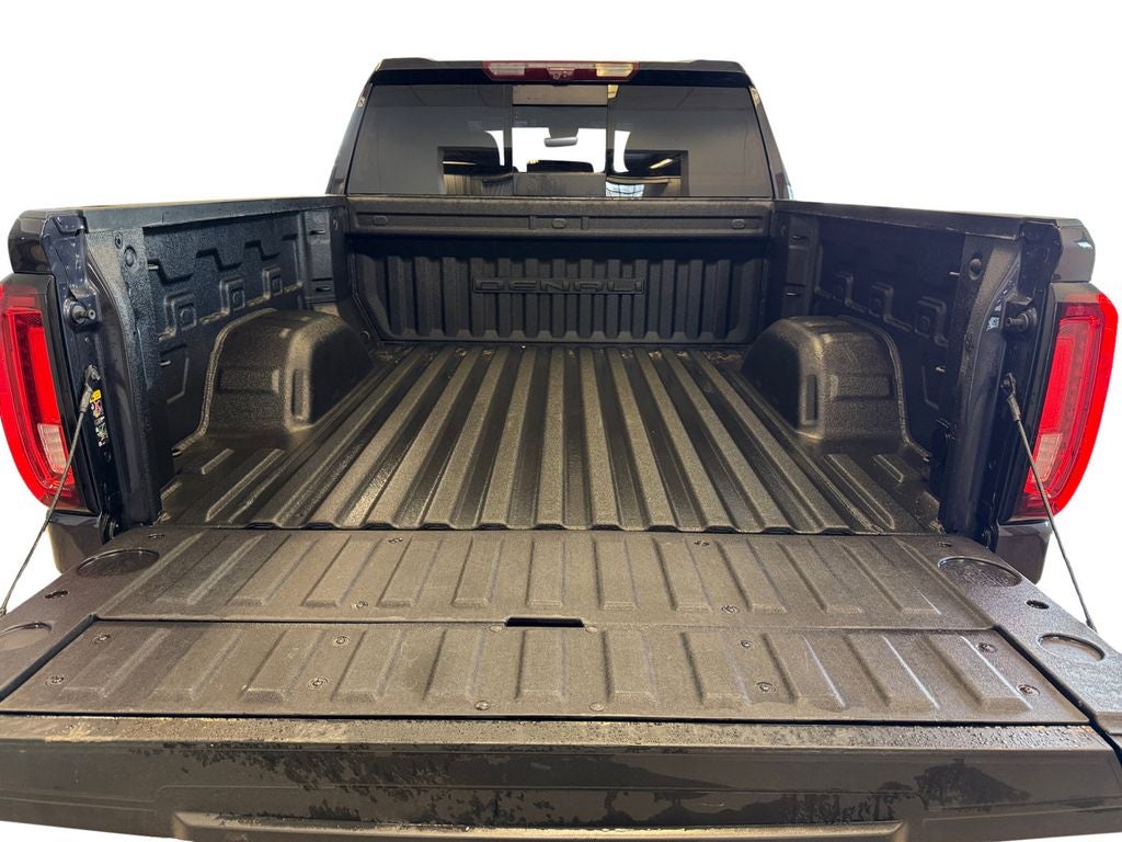 Used 2023 Titanium Rush Metallic GMC 4WD Crew Cab Short Box Denali image 19