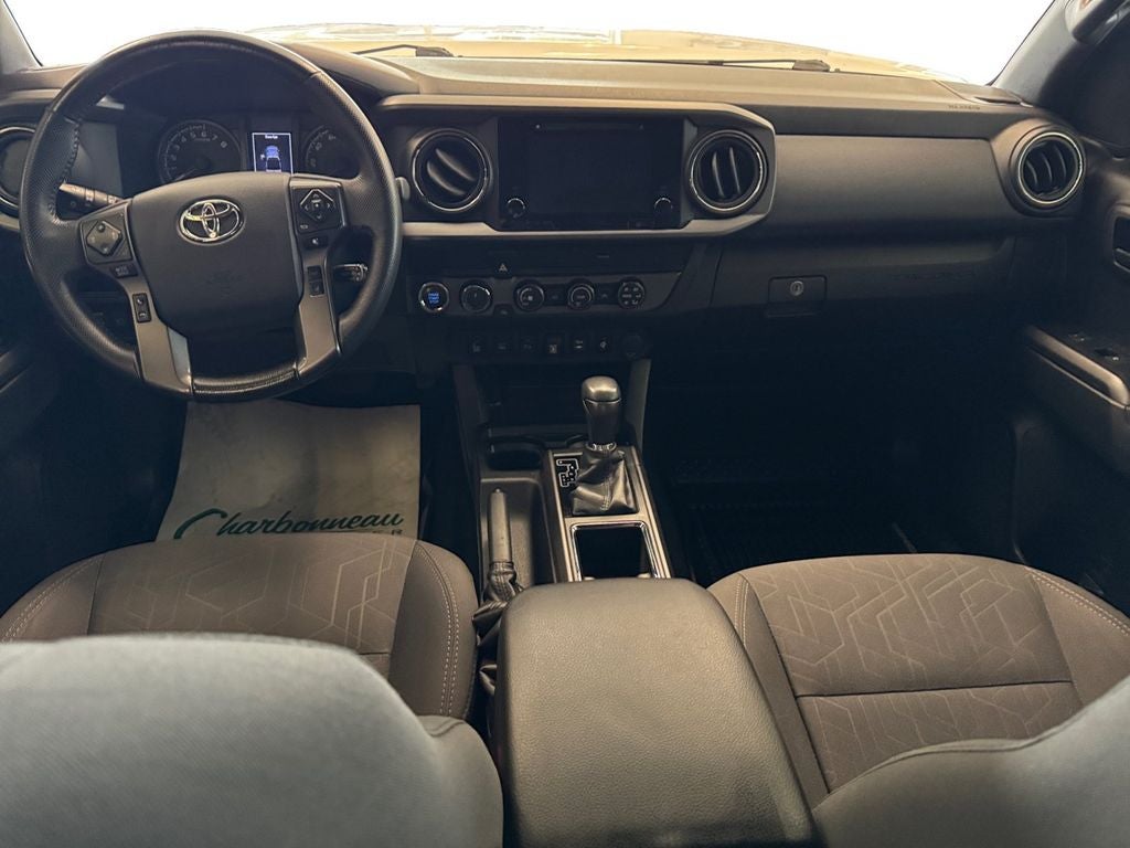 Used 2019 Super White Toyota TRD Off Road image 12