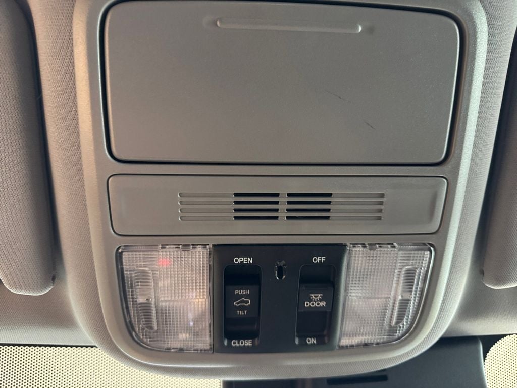 Used 2020 Platinum White Pearl Honda EX-L image 21