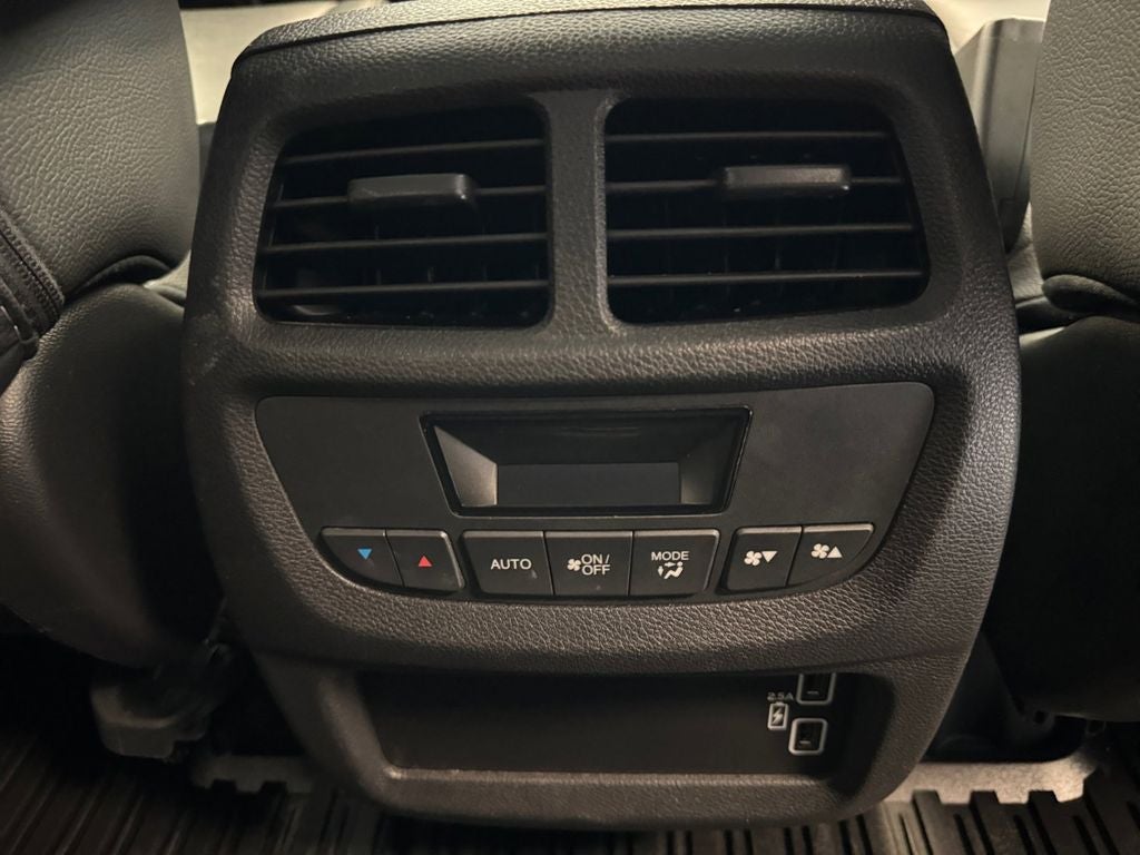 Used 2020 Platinum White Pearl Honda EX-L image 22