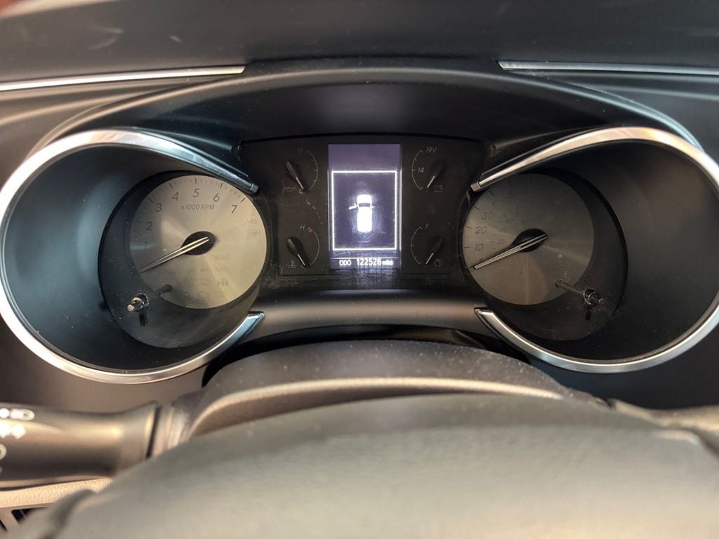 Used 2018 Toasted Walnut Pearl Toyota Platinum image 14