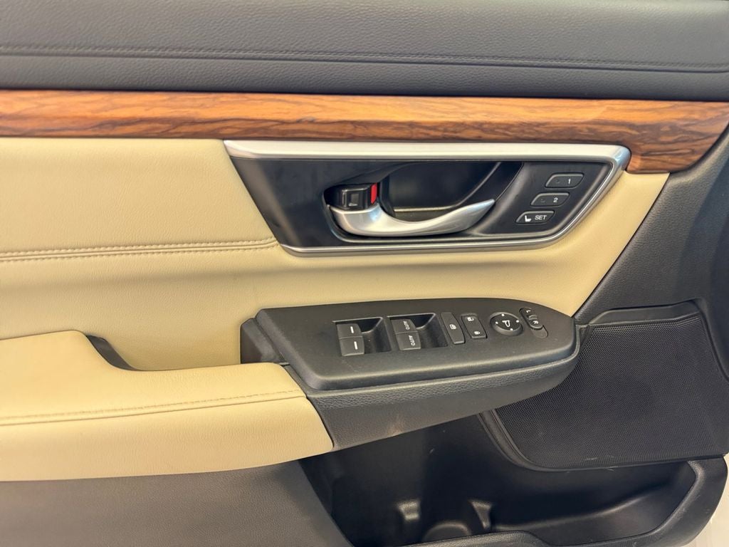 Used 2021 Platinum White Pearl Honda AWD Touring image 11