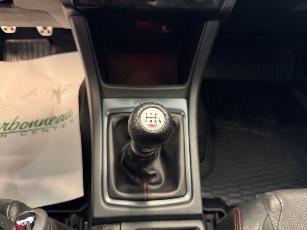 Used 2021 Ice Silver Metallic Subaru Limited image 15
