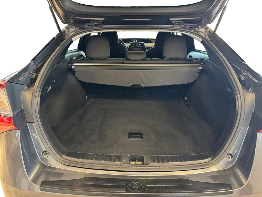 Used 2021 Grey Toyota LE image 19