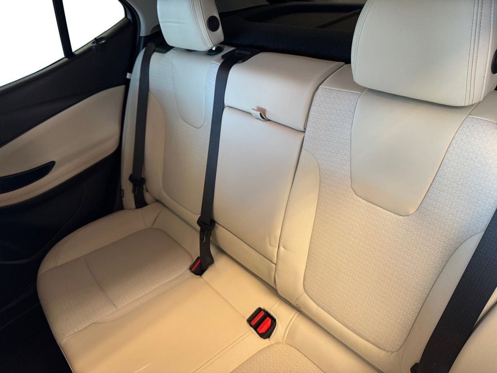 Used 2020 Black Currant Metallic Buick AWD Select image 16