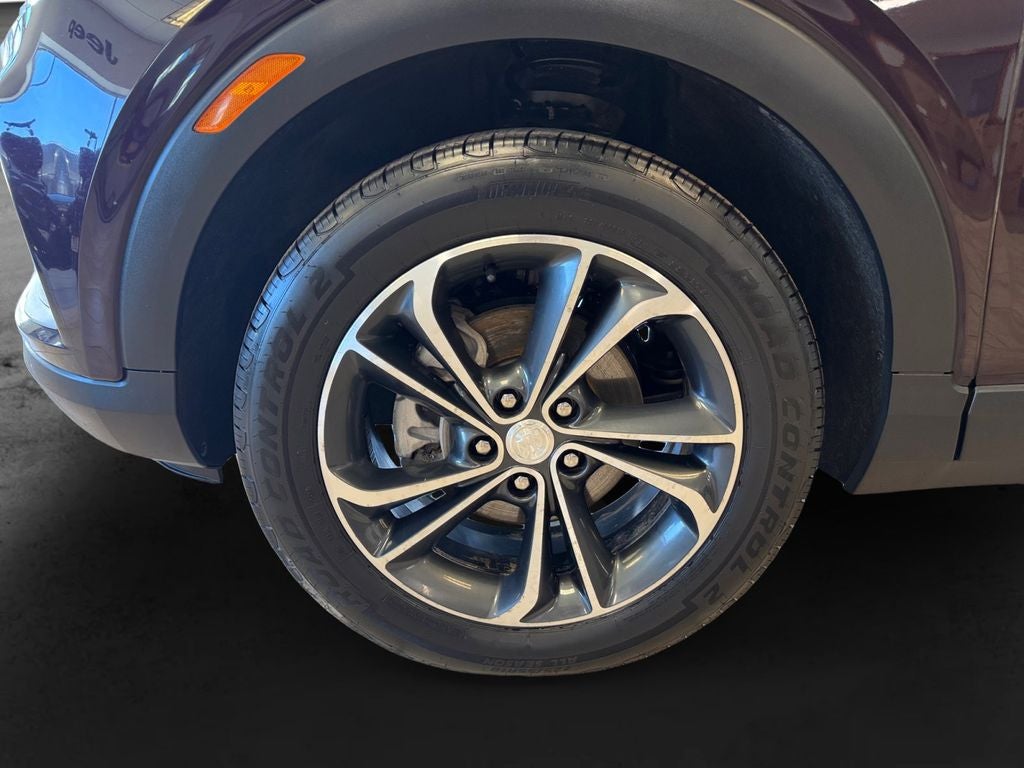 Used 2020 Black Currant Metallic Buick AWD Select image 9