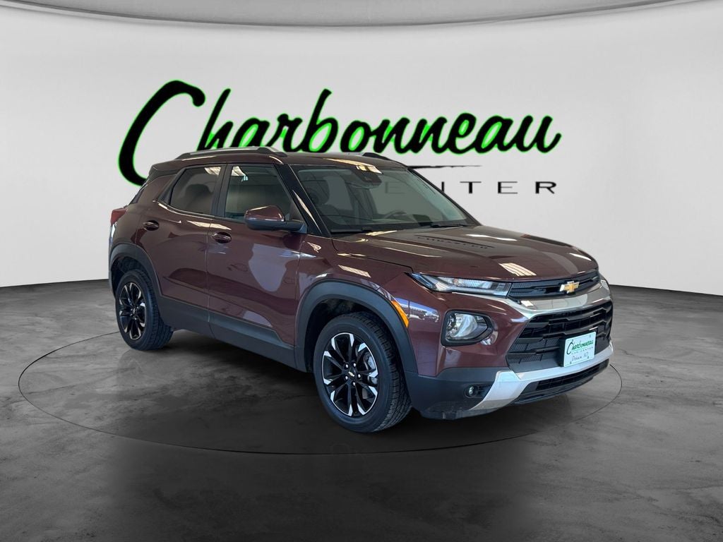 Used 2022 Mahogany Red Metallic Chevrolet FWD LT image 7