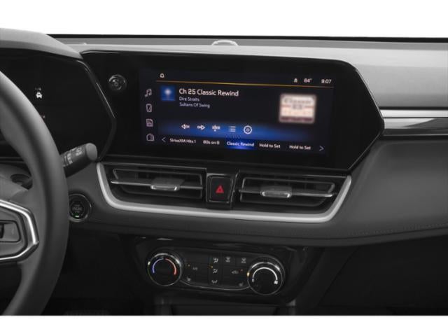 Used 2025 Summit White Chevrolet AWD LT image 10
