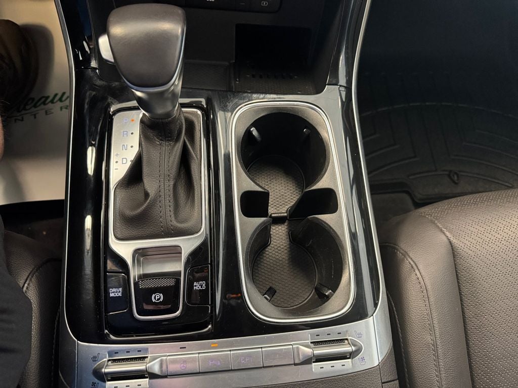 Used 2024 Snow White Pearl Kia SX Prestige image 15