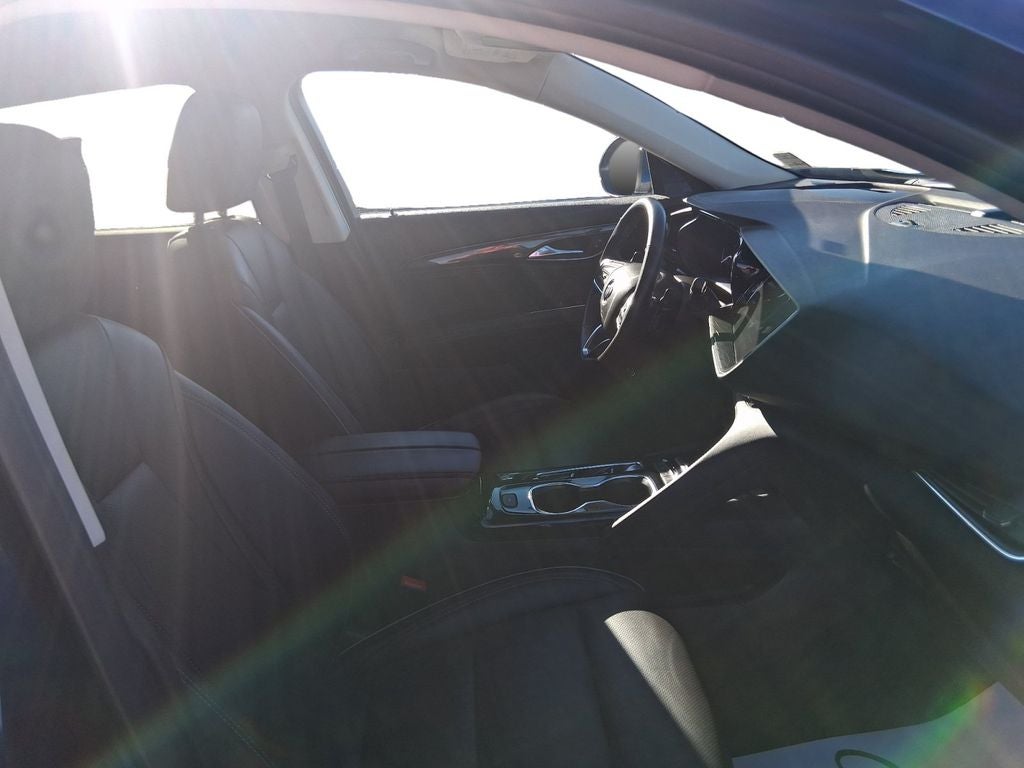 Used 2023 Sapphire Metallic Buick Essence AWD image 17