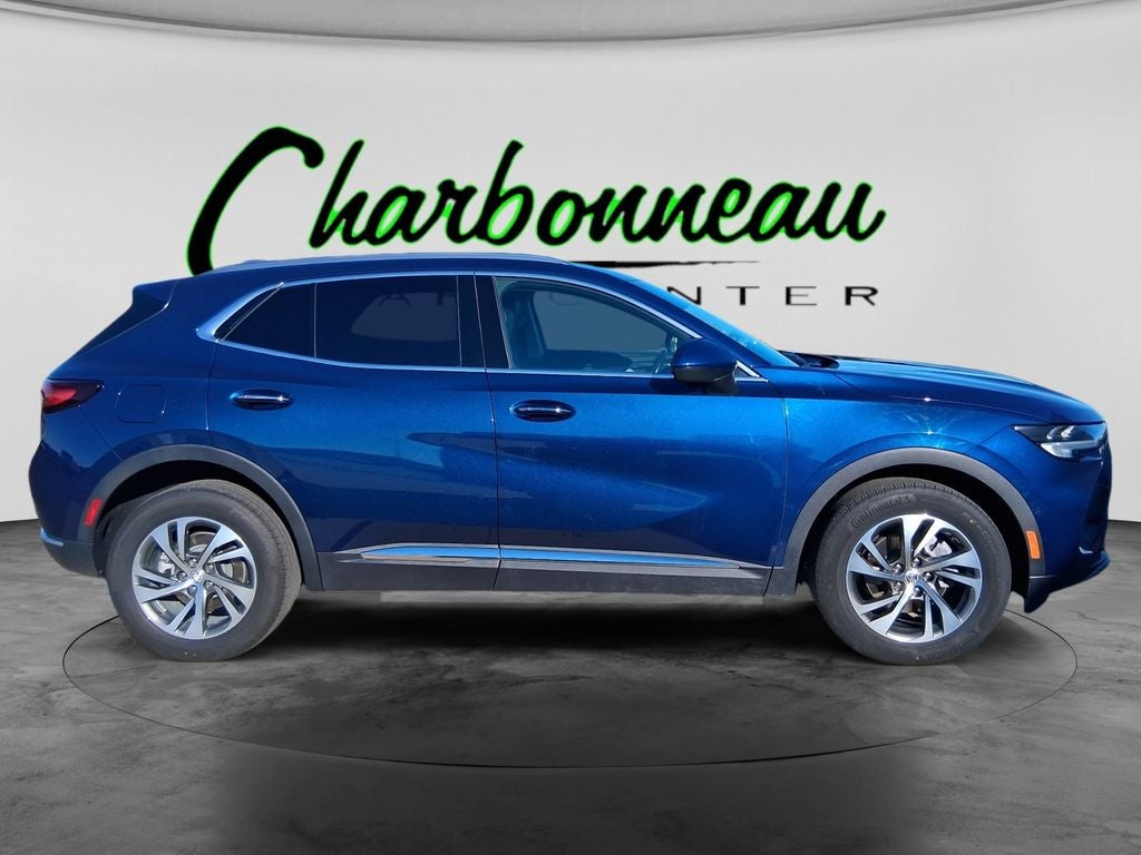 Used 2023 Sapphire Metallic Buick Essence AWD image 6