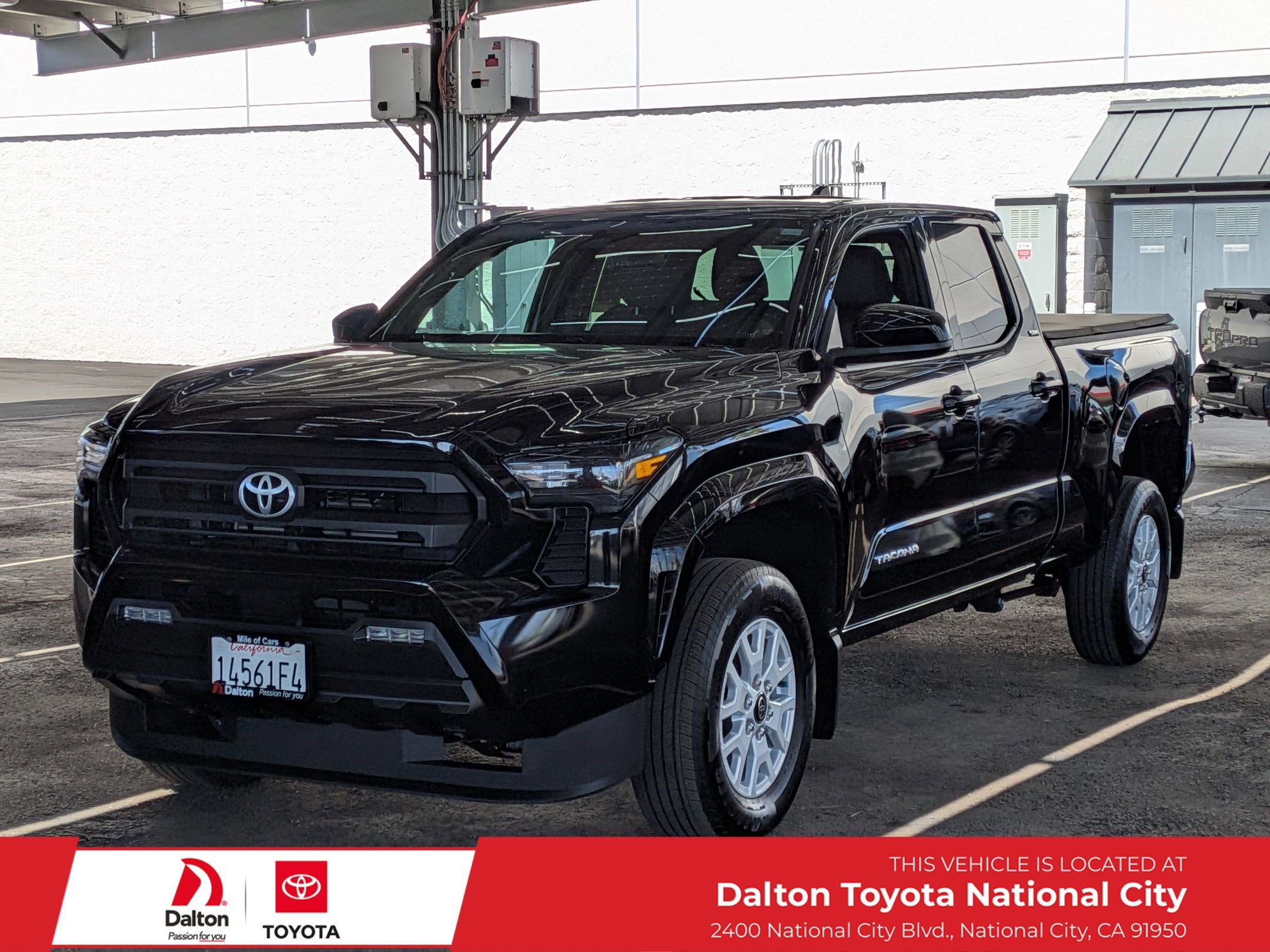 2025 Toyota TACOMA SR5