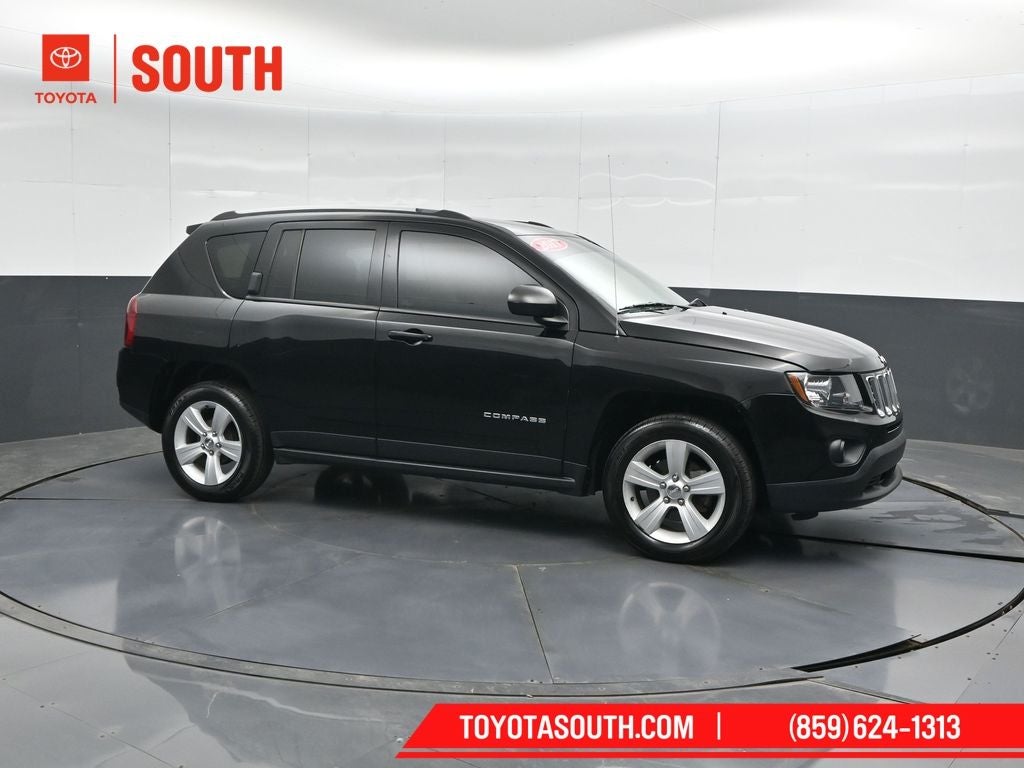 Black Clearcoat 2017 Jeep Compass SUV / Crossover Four-Wheel Drive Continuously Variable Transmission