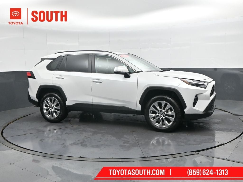 2025 Toyota RAV4 XLE Premium AWD