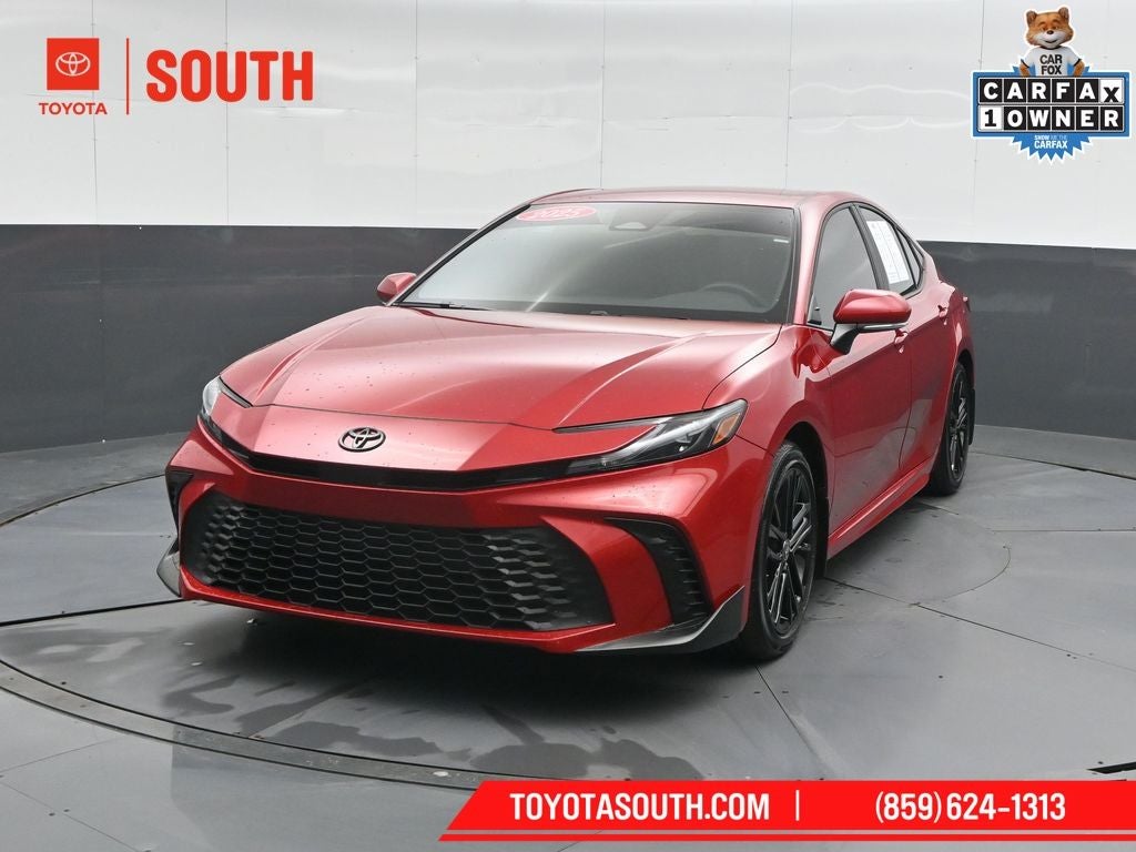 View vehicle photo 6