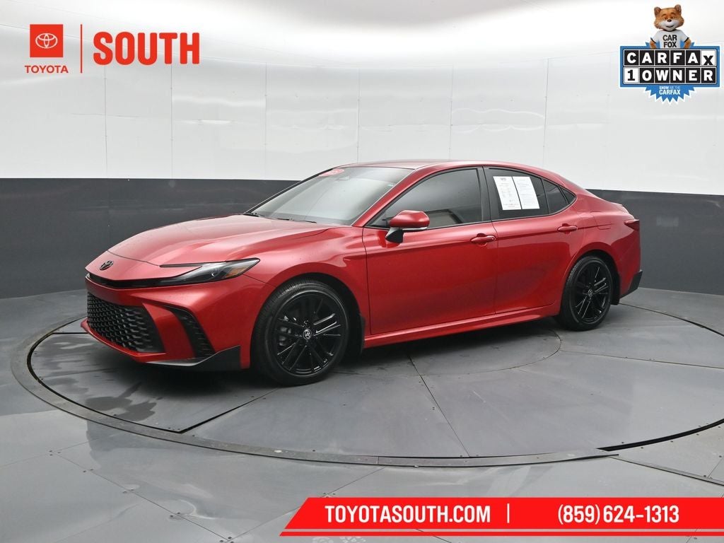 View vehicle photo 7