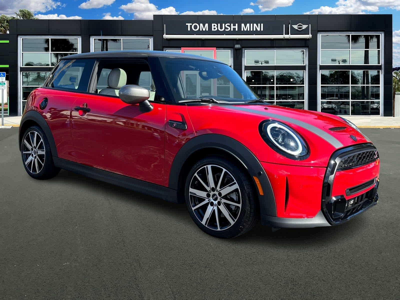MINI Dealer Jacksonville FL | Used Car Dealership | Tom Bush MINI