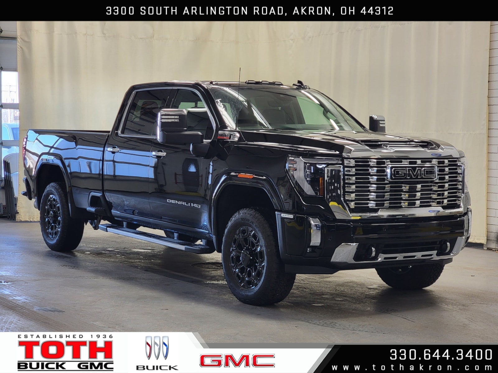 Onyx Black 2026 GMC Sierra 3500HD Pickup Truck Four-Wheel Drive Automatic