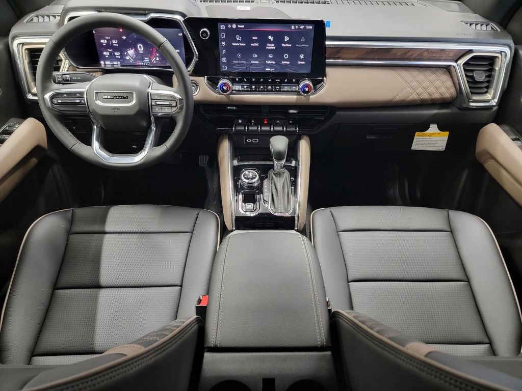 View vehicle photo 4