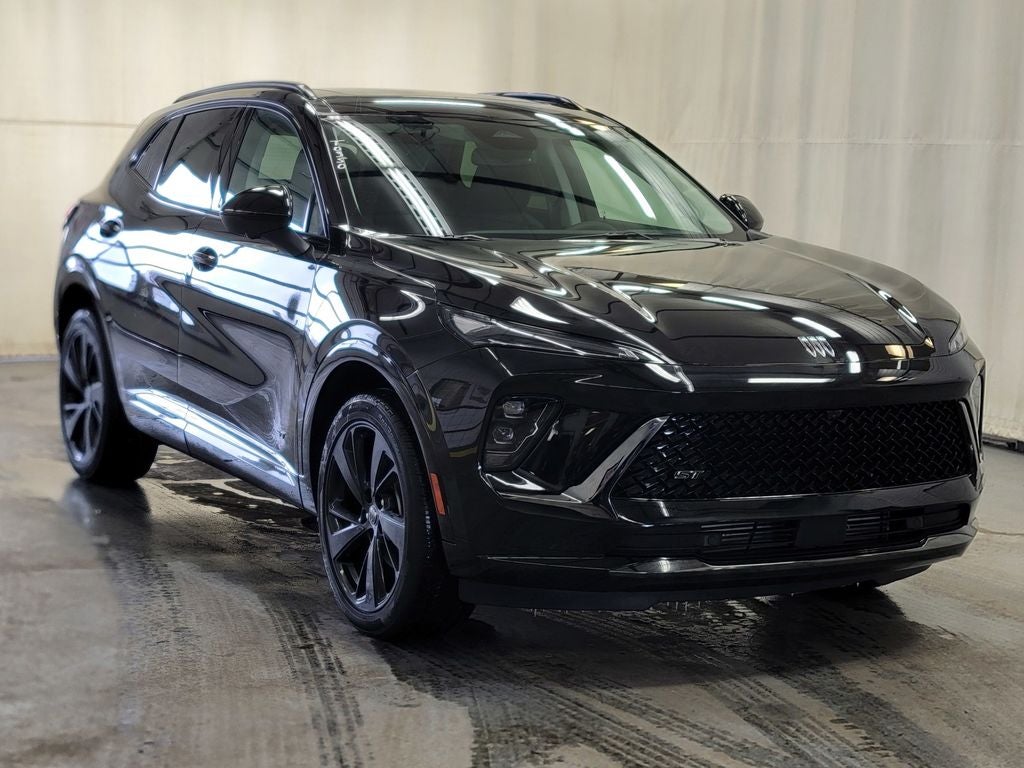 View vehicle photo 3