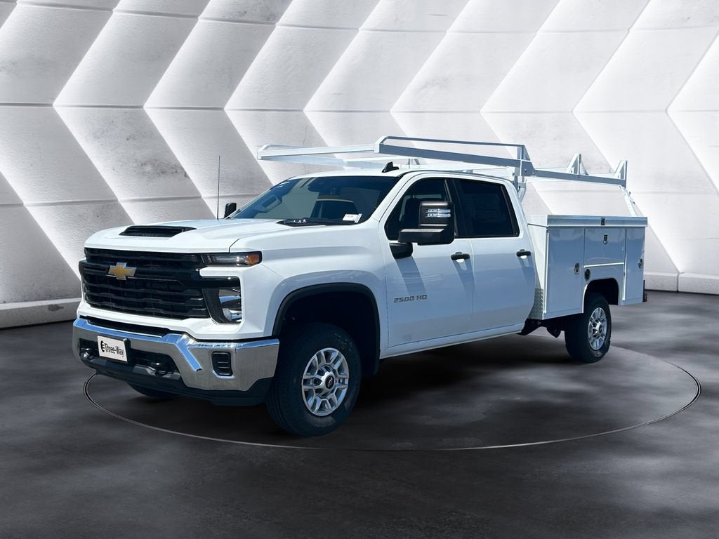 Summit White 2026 Chevrolet Silverado 2500HD Pickup Truck Four-Wheel Drive Automatic
