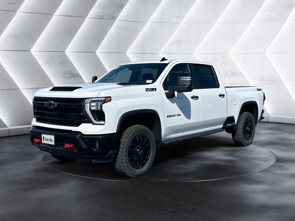Summit White 2026 Chevrolet Silverado 2500HD Pickup Truck Four-Wheel Drive Automatic