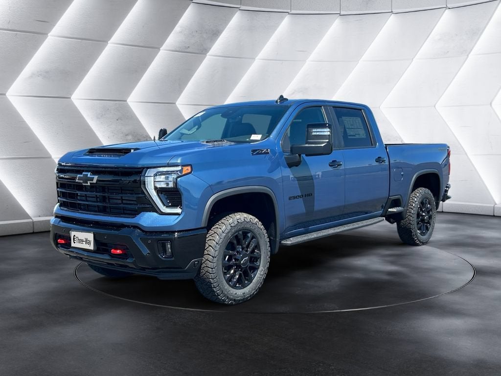 Lakeshore Blue Metallic 2026 Chevrolet Silverado 2500HD Pickup Truck Four-Wheel Drive Automatic