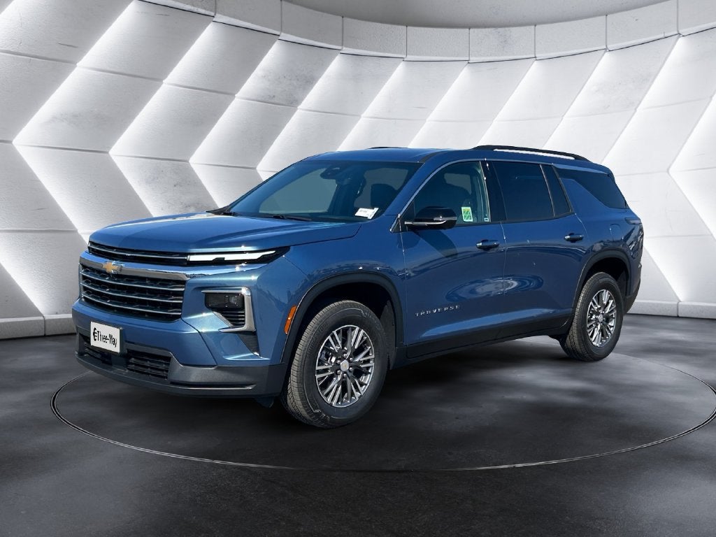 Lakeshore Blue Metallic 2026 Chevrolet Traverse SUV / Crossover Front-Wheel Drive Automatic