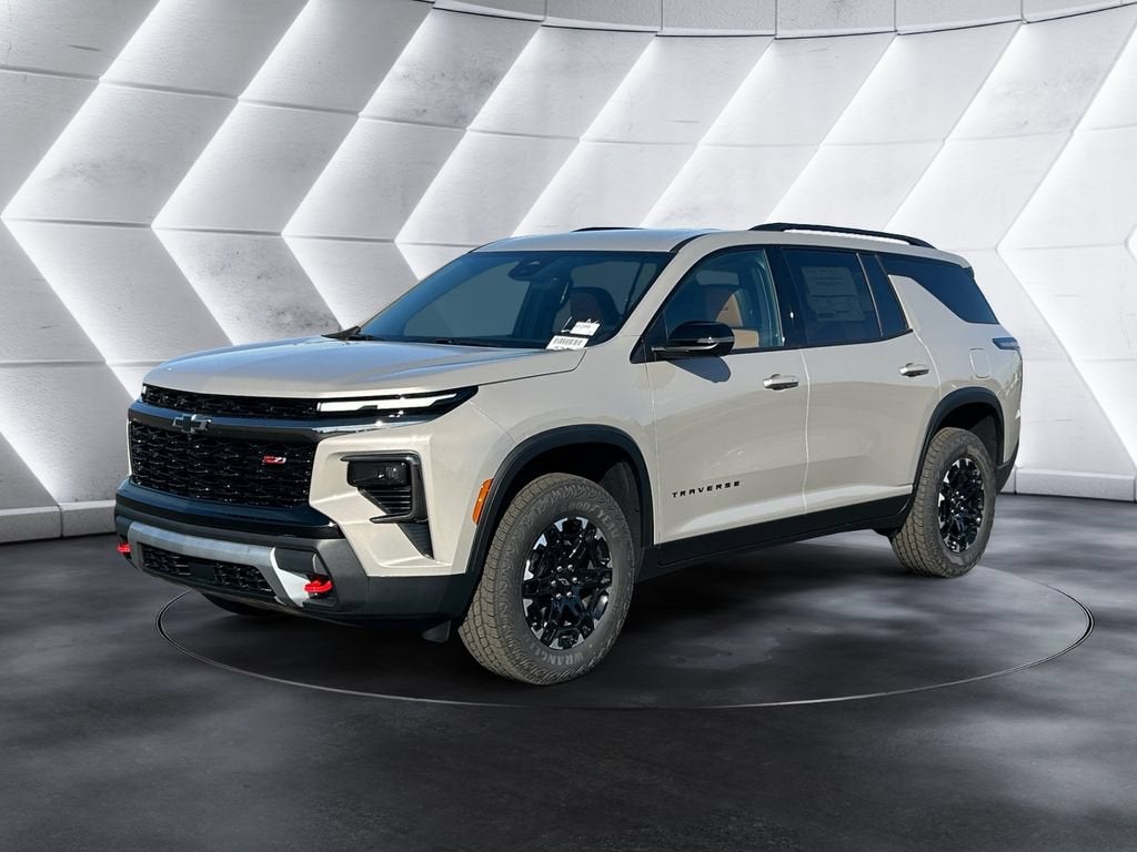 Sandstone Gray 2027 Chevrolet Traverse SUV / Crossover Four-Wheel Drive Automatic