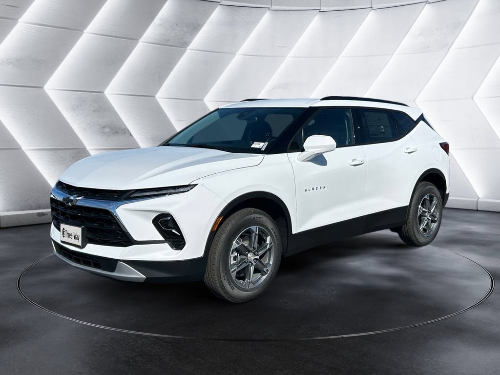 Summit White 2026 Chevrolet Blazer SUV / Crossover  Automatic