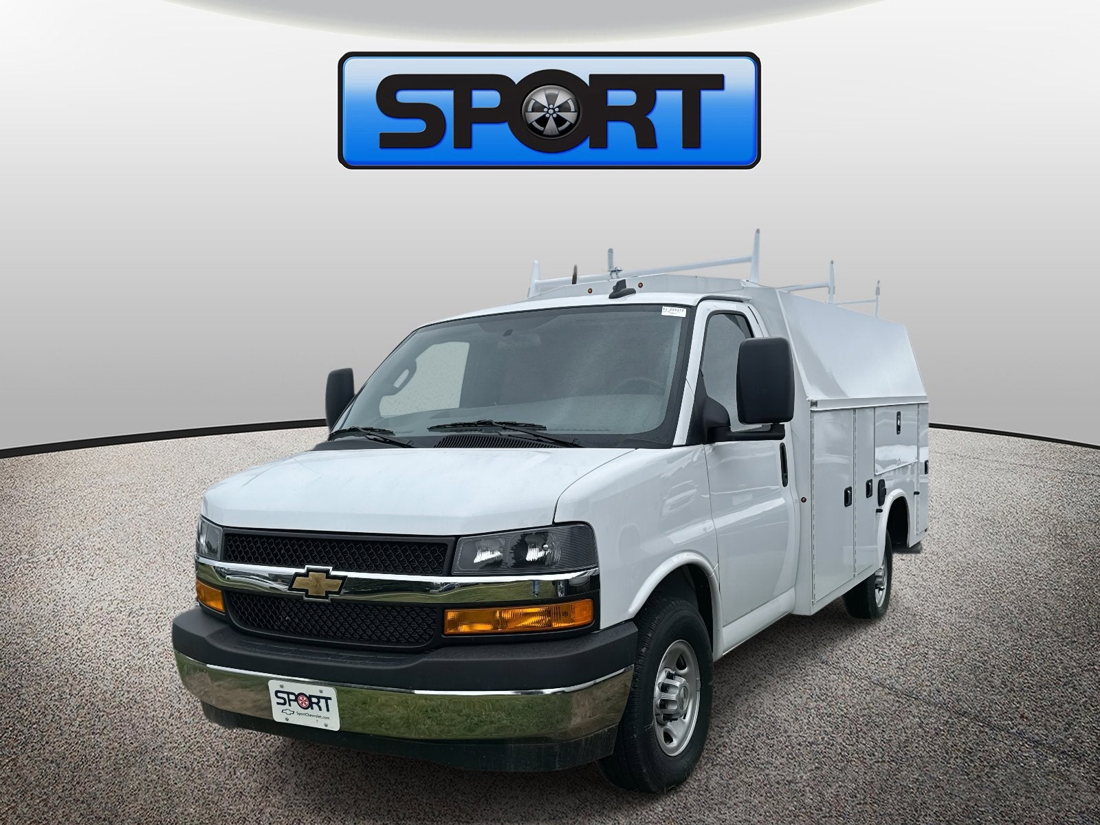Summit White 2024 Chevrolet Express Chassis 3500 Cutaway 139 Van Rear-Wheel Drive Automatic