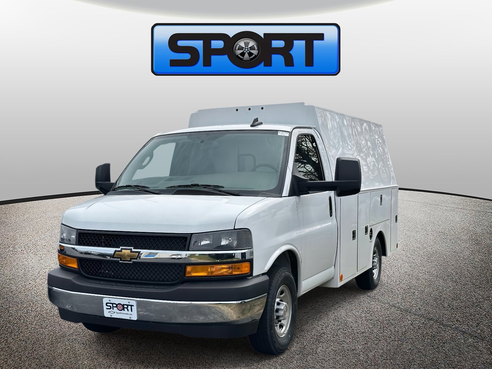 Summit White 2024 Chevrolet Express Chassis 3500 Cutaway 139 Van Rear-Wheel Drive Automatic