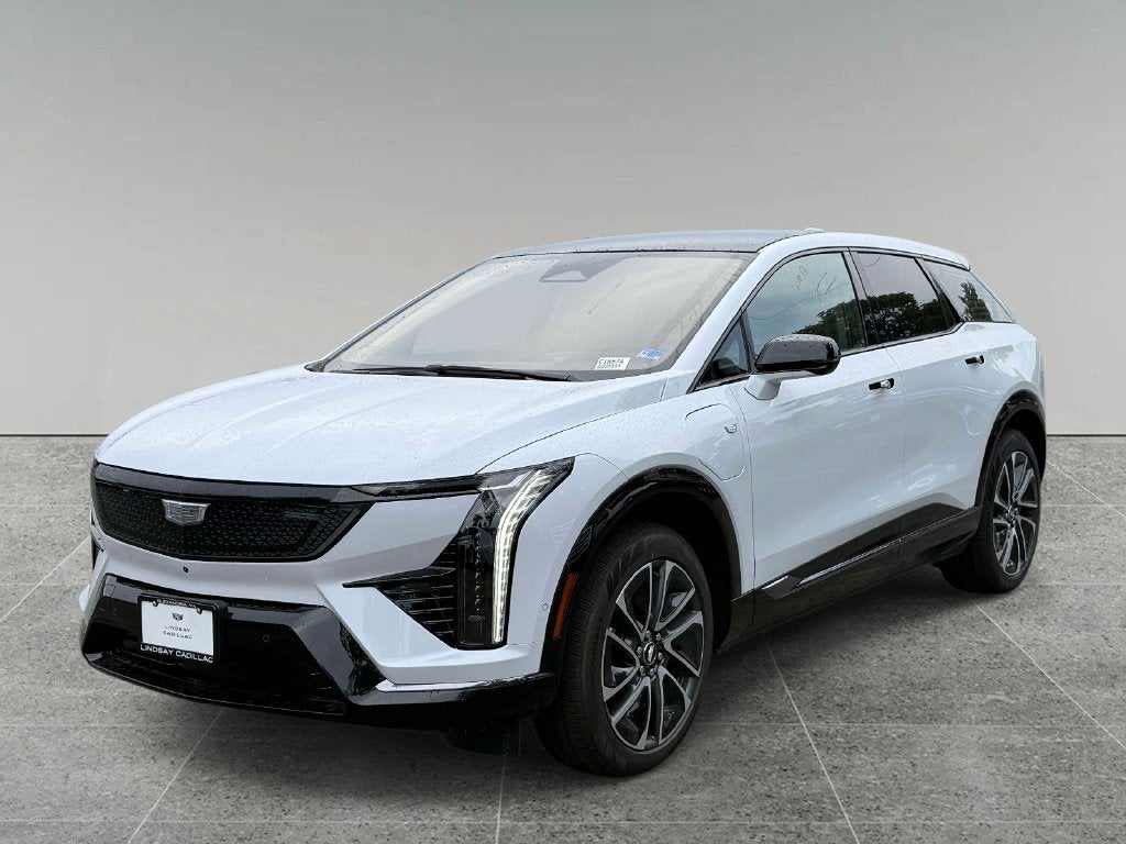 Vibrant White Tricoat 2027 Cadillac OPTIQ SUV / Crossover Rear-Wheel Drive Automatic