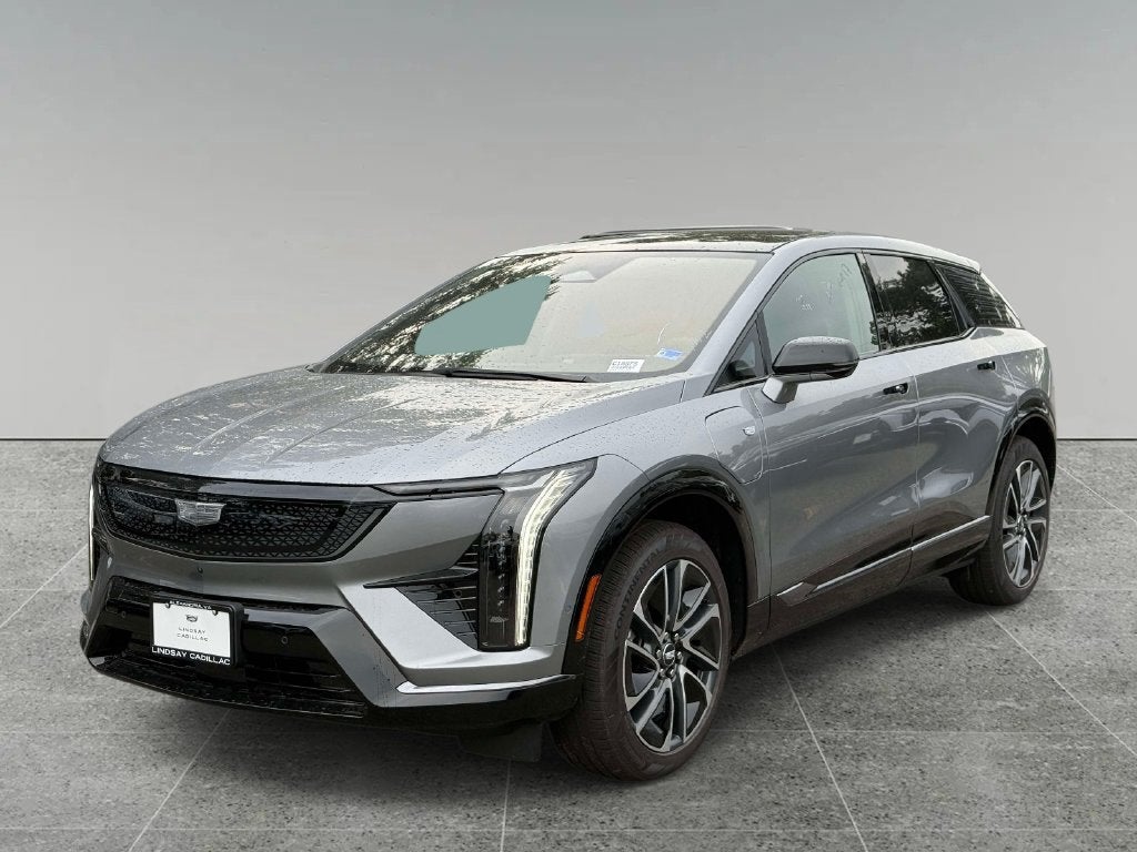 Argent Silver Metallic 2027 Cadillac OPTIQ SUV / Crossover Rear-Wheel Drive Automatic