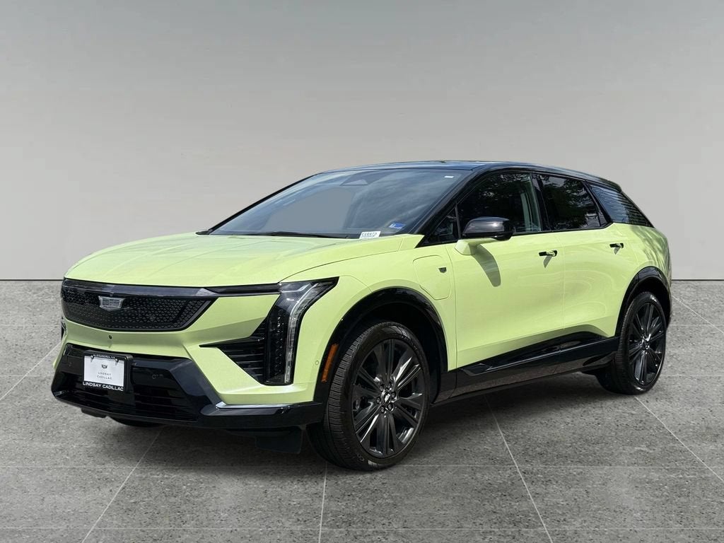 Citron Tricoat 2027 Cadillac OPTIQ SUV / Crossover All-Wheel Drive Automatic