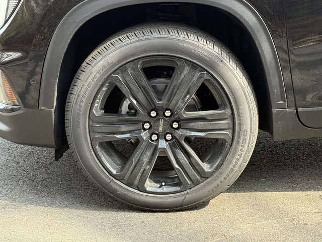 View vehicle photo 7