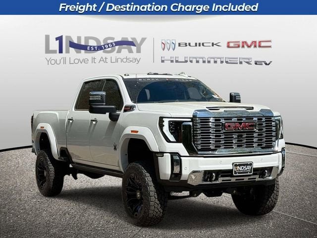 Summit White 2026 GMC Sierra 2500HD Pickup Truck Four-Wheel Drive Automatic