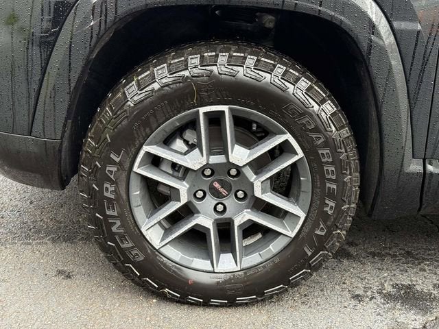 View vehicle photo 7