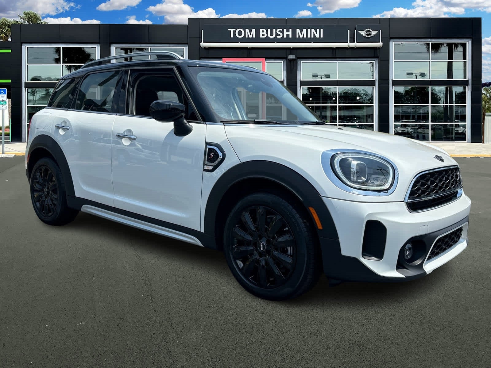 MINI Dealer | Car Dealership Jacksonville, FL | Tom Bush MINI
