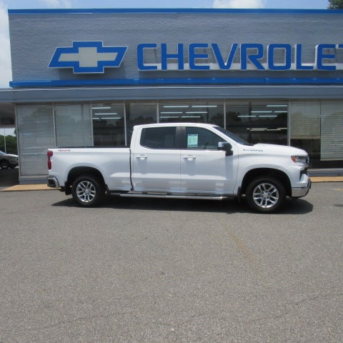 Summit White 2024 Chevrolet Silverado 1500 Pickup Truck Four-Wheel Drive Automatic