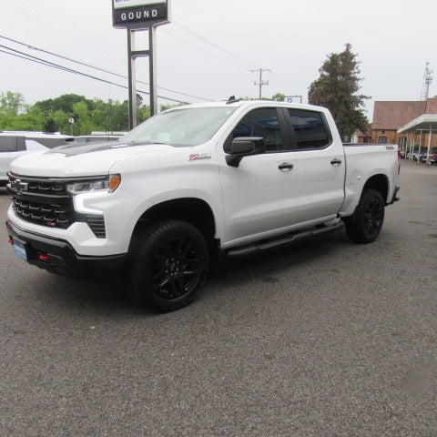  2025 Chevrolet Silverado 1500 LT Trail Boss Crew Cab 4WD   